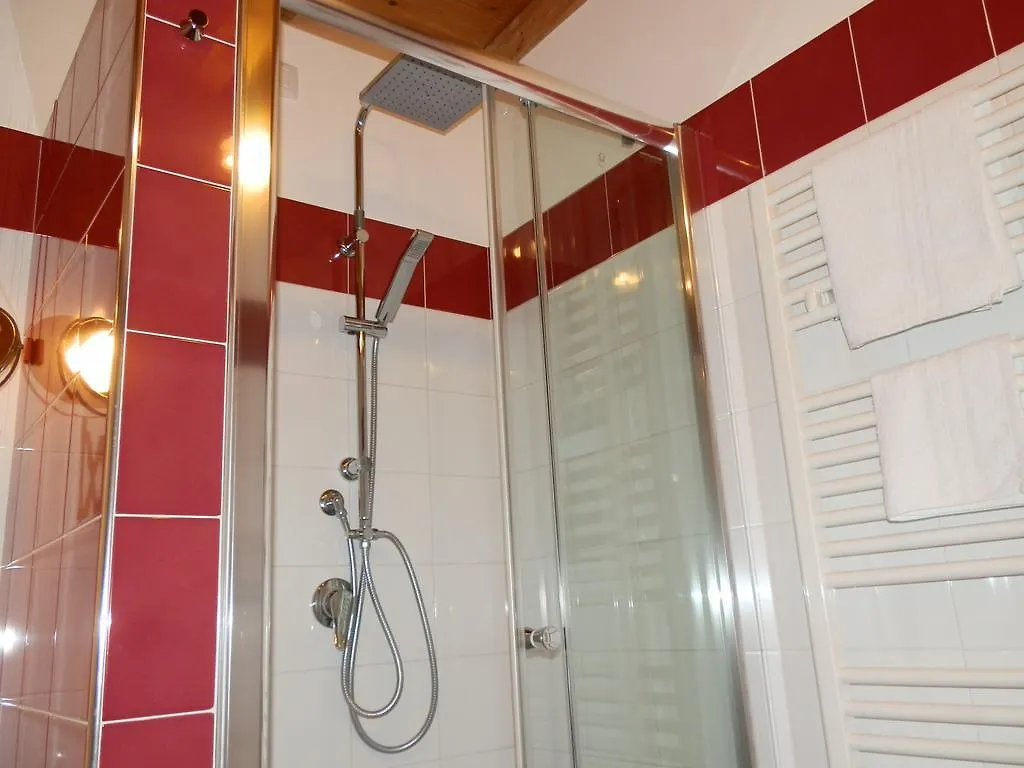מילאצו B&B Re Umberto 3*,  איטליה