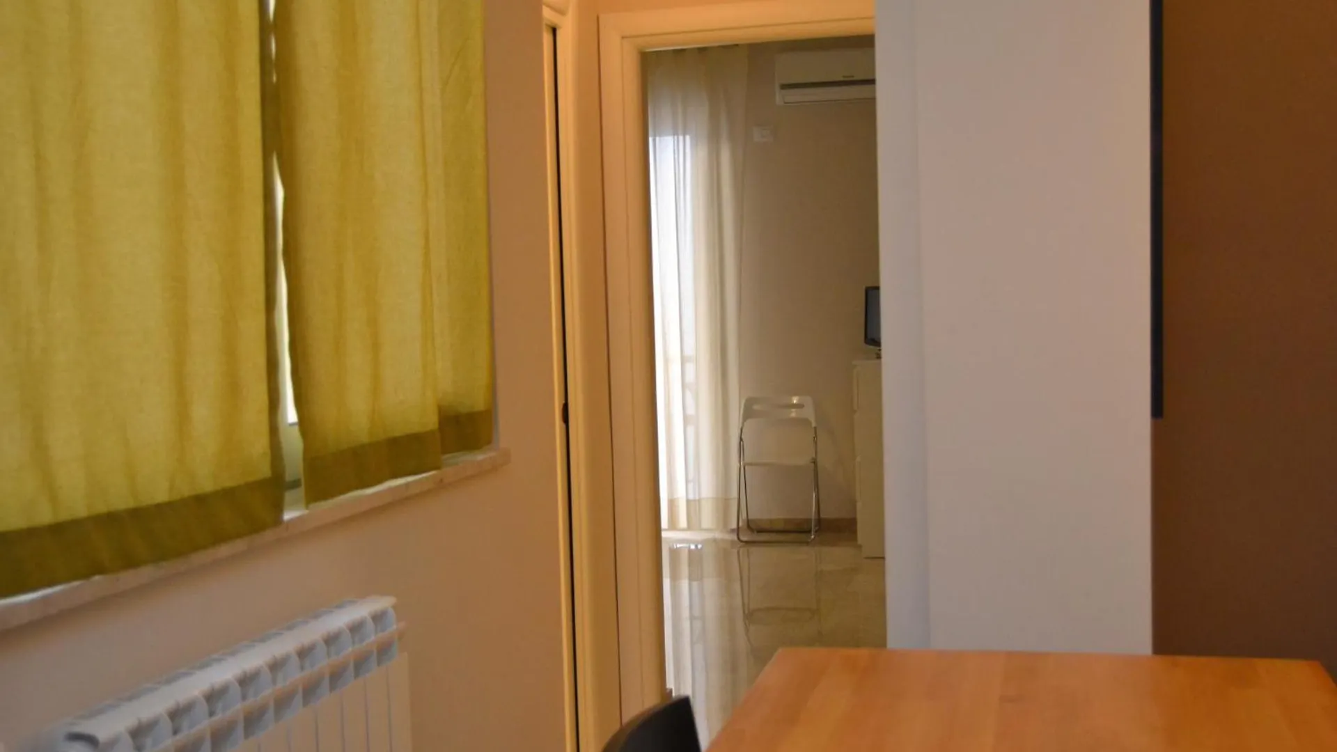 לינה וארוחת בוקר מילאצו B&B Re Umberto