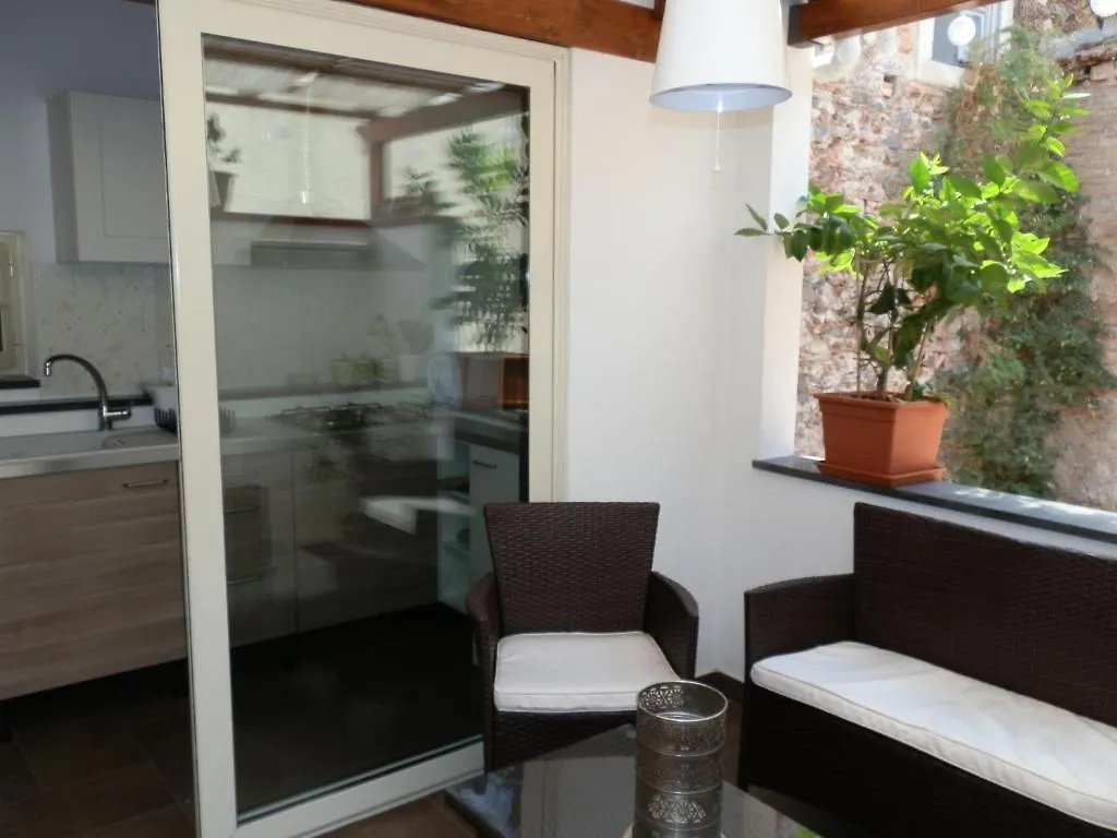 מילאצו B&B Re Umberto 3*,