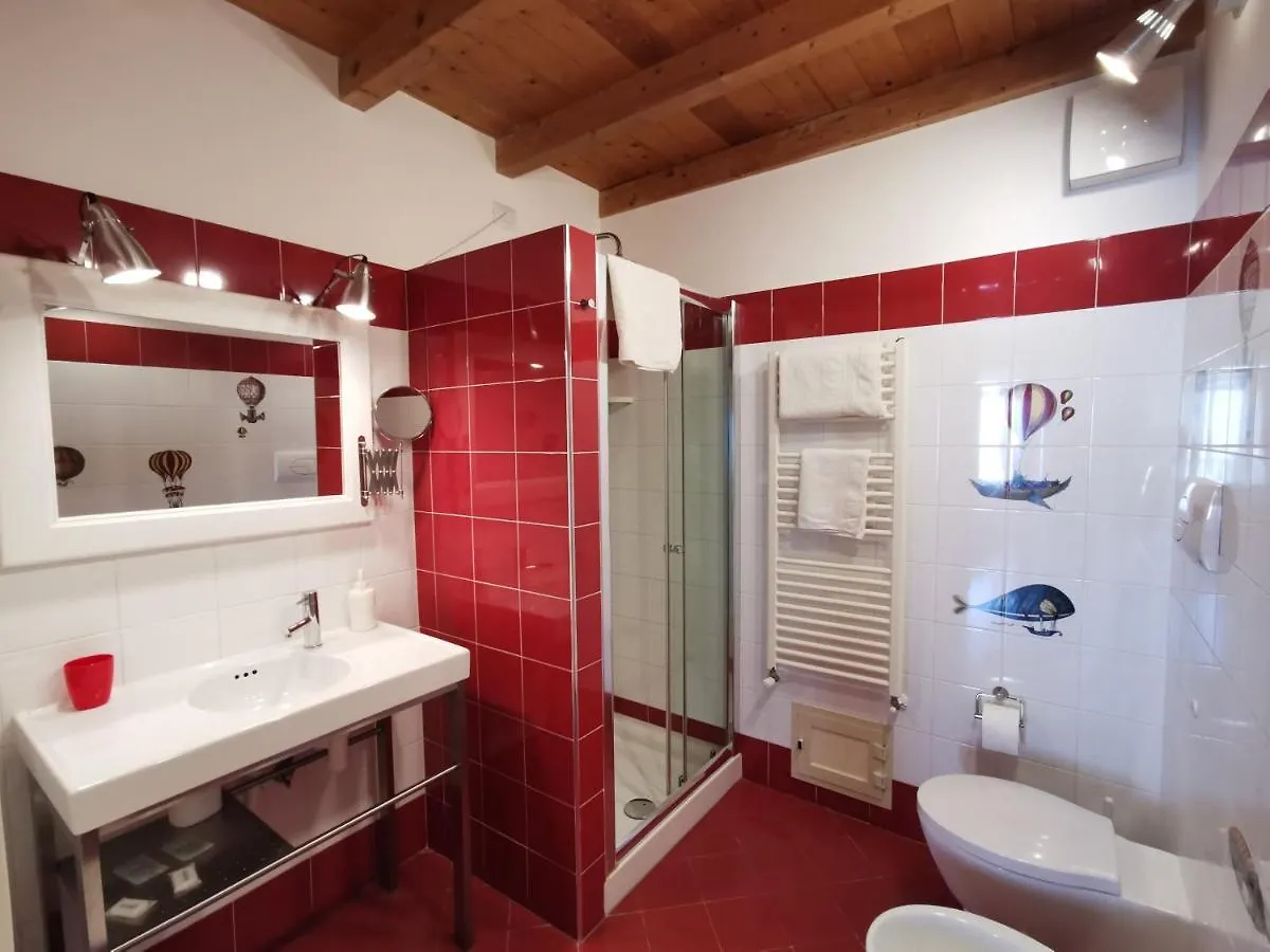 לינה וארוחת בוקר מילאצו B&B Re Umberto